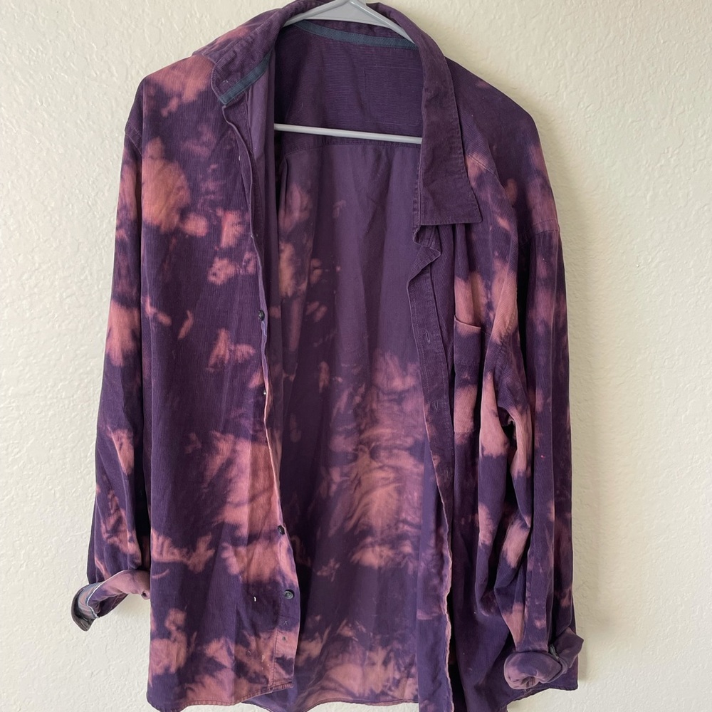 Urban outfitters cute button down never worn!